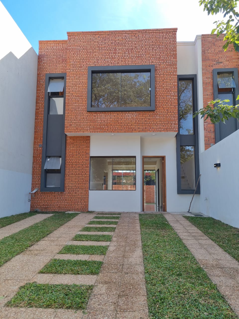 Construcción de Vivienda , REF. 606