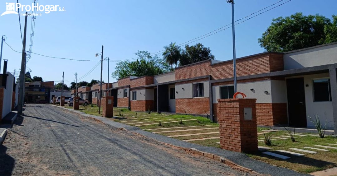 Hermosa Casa a Estrenar en Luque, Barrio Arasy 2