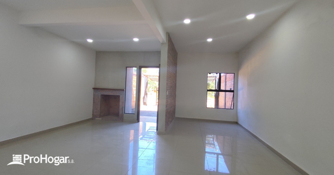 Vendo Duplex en  Zona Cañada Garay, Luque.