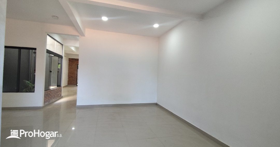 Vendo Duplex en  Zona Cañada Garay, Luque.