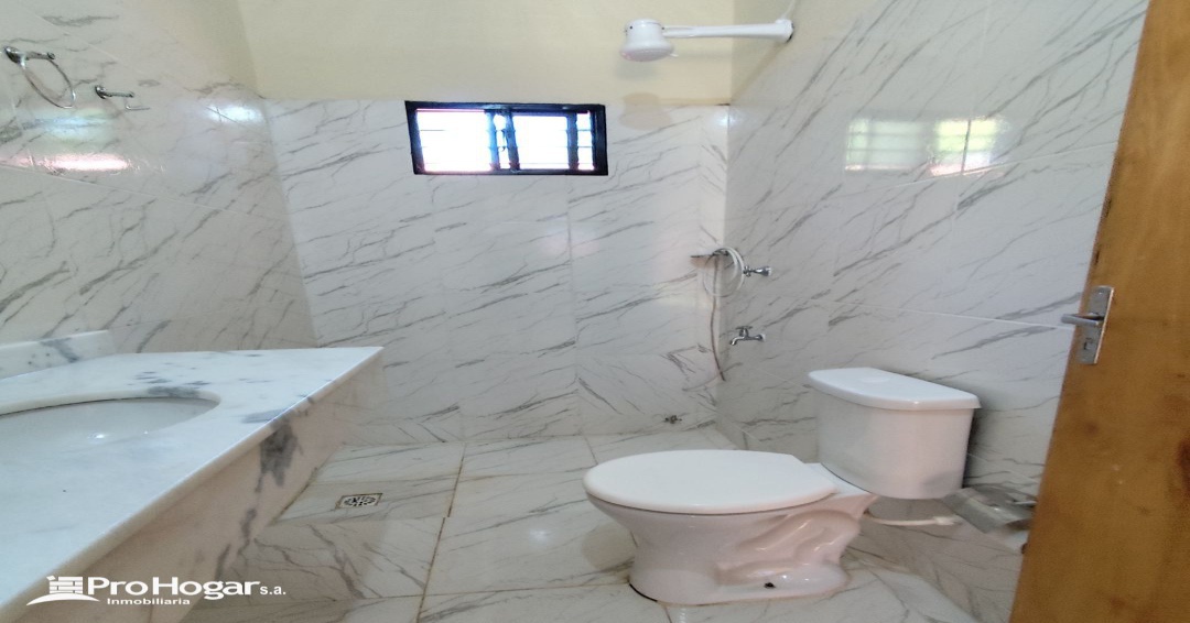 Venta de Propiedad Amplia en Luque