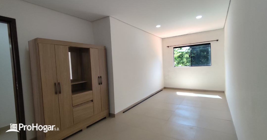 Vendo Duplex en  Zona Cañada Garay, Luque.