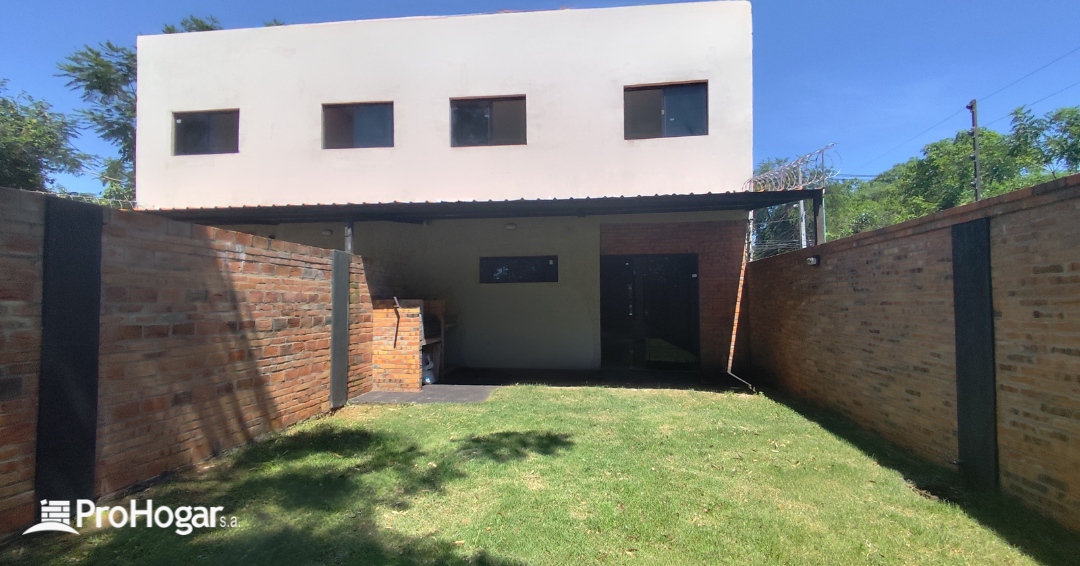 Vendo Duplex en  Zona Cañada Garay, Luque.